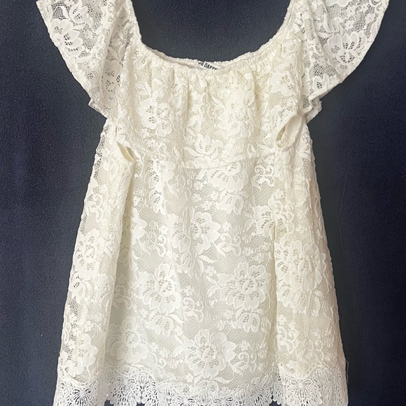 BB Dakota Ivory Lace Peplum Top *NWOT size small - Picture 2 of 5